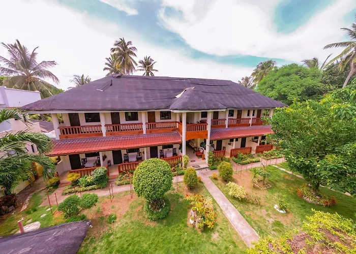 Sunshine Paradise Inn